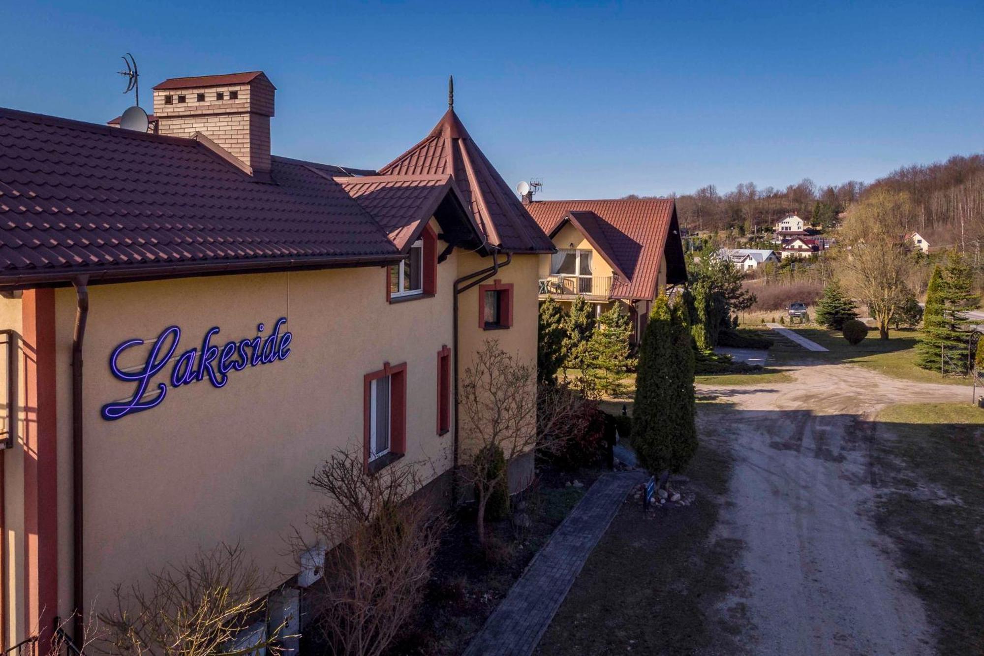 Pensjonat Nad Jeziorem Lakeside Brodnica Dolna Exteriér fotografie