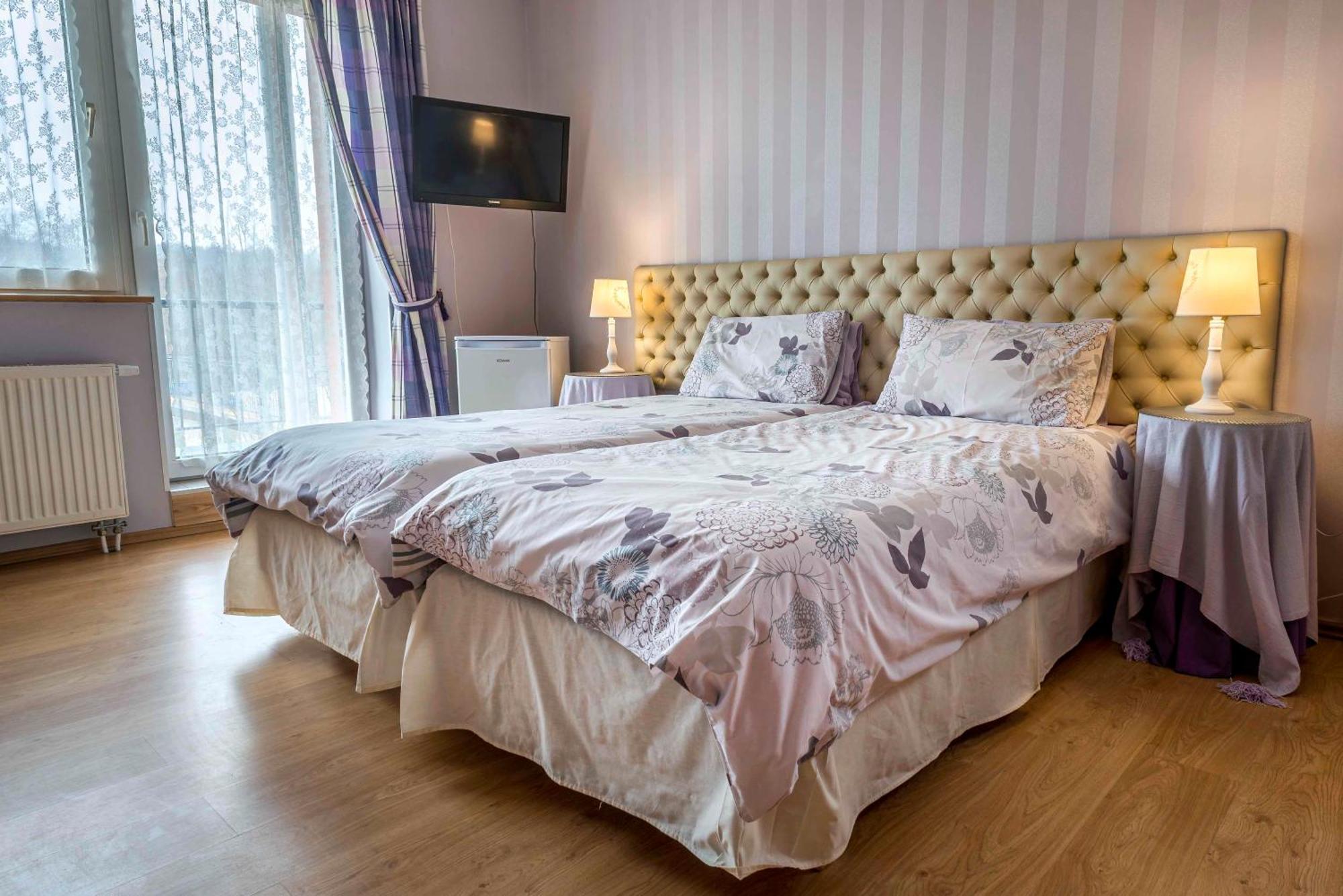 Pensjonat Nad Jeziorem Lakeside Brodnica Dolna Exteriér fotografie