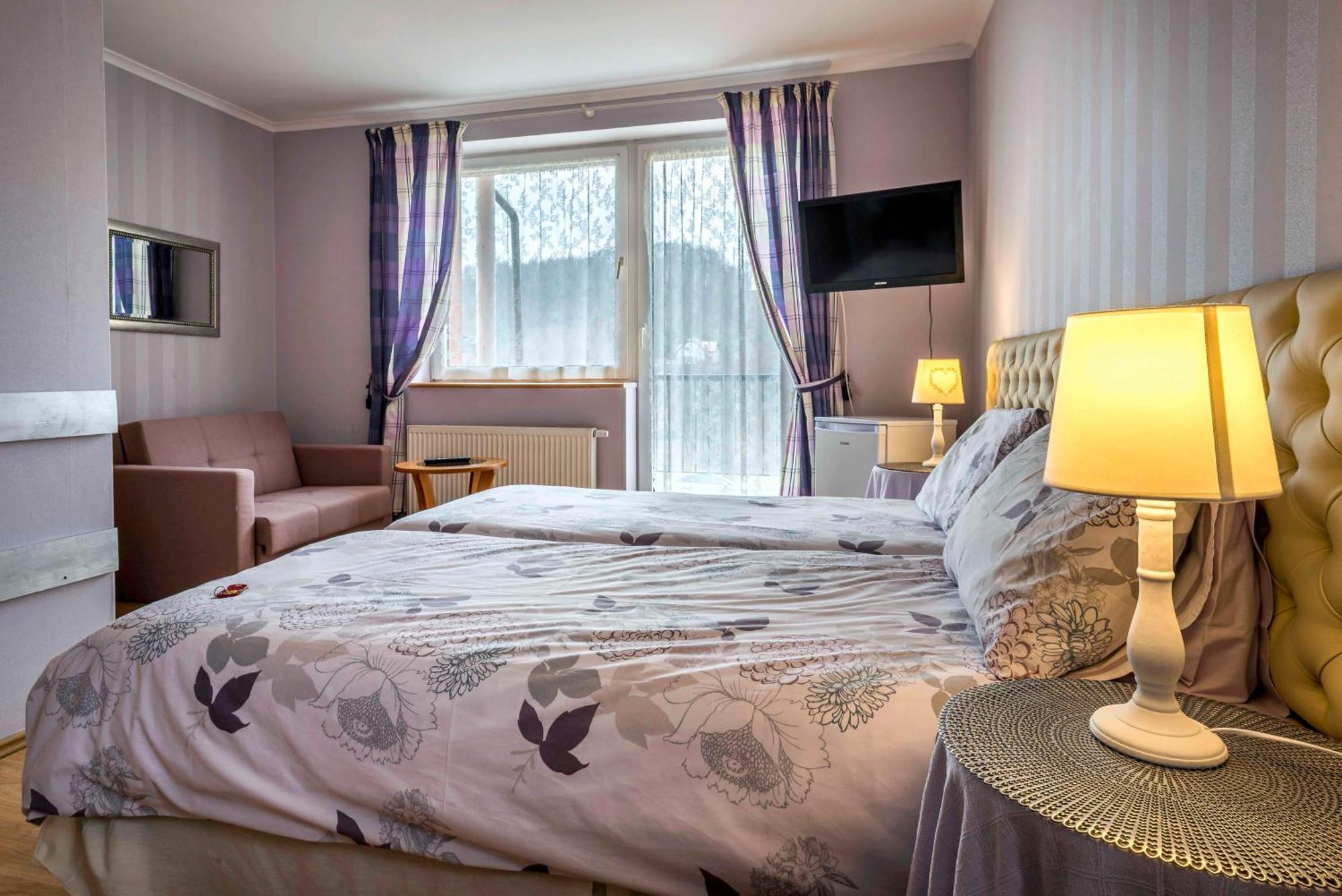 Pensjonat Nad Jeziorem Lakeside Brodnica Dolna Exteriér fotografie